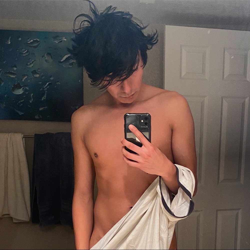 Comment for a closet share!